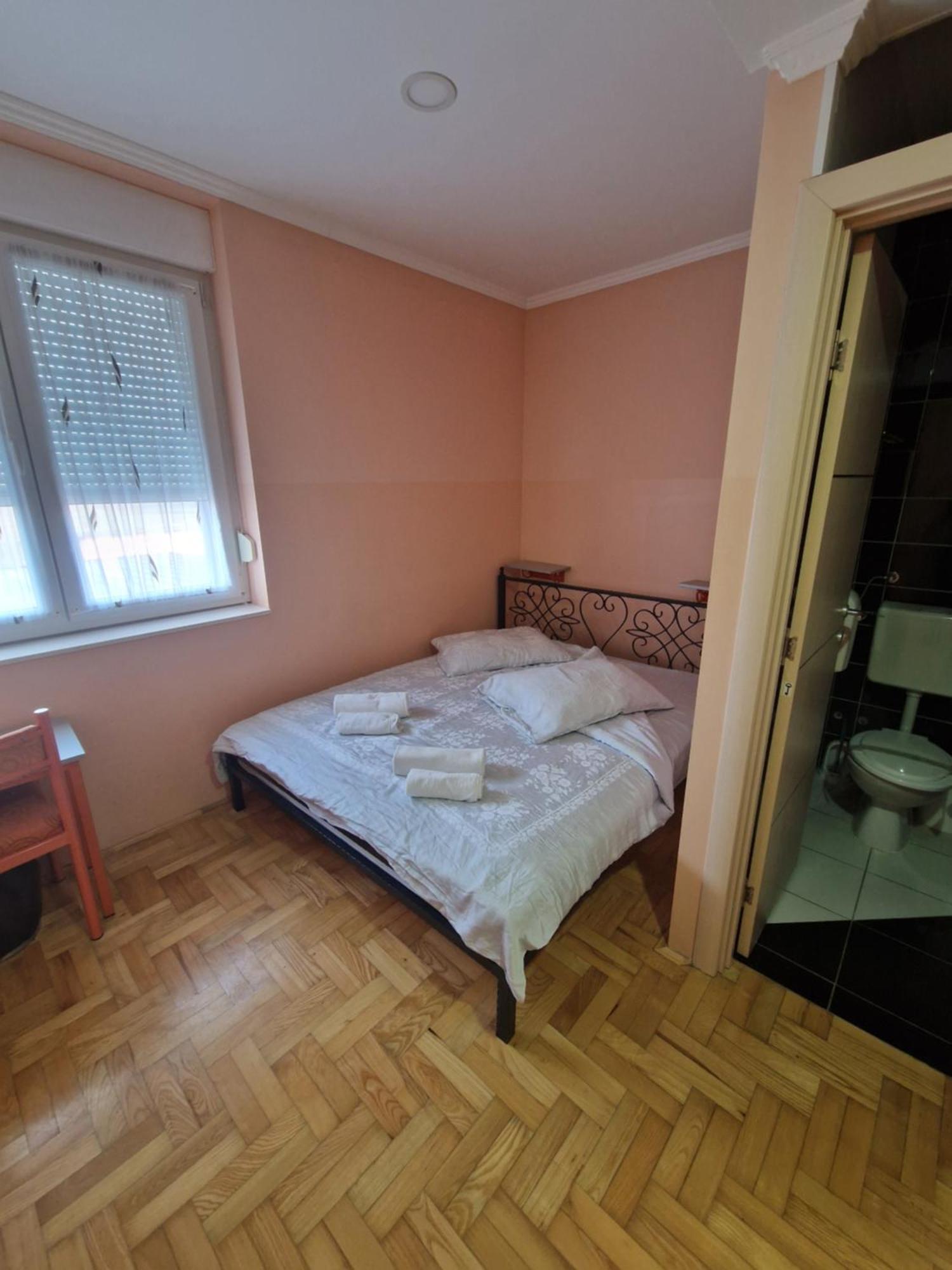 Bed And Breakfast Turist Staro Petrovo Selo Extérieur photo